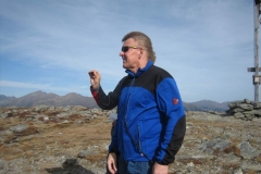 bert_-der_mann_mit_den_drei_armen_20131031_1550353757