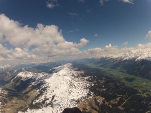 Hans Lichti am Samstag......im Rückflug in Mittersill